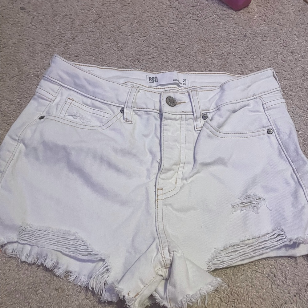 Lightly worn comfortable love the color